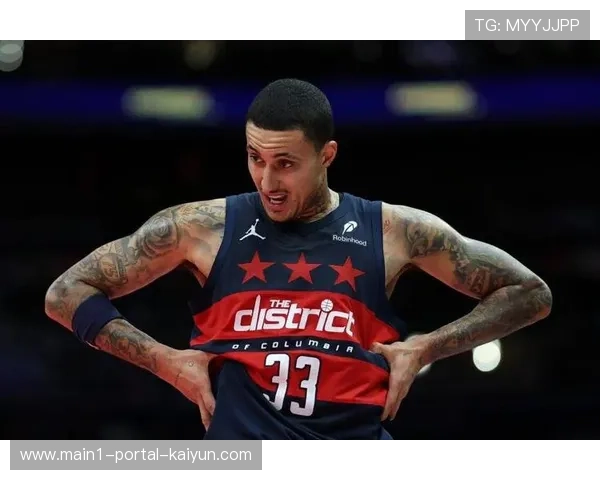 奇才进攻过于依赖库兹马个人单打，团队配合与无球移动不足